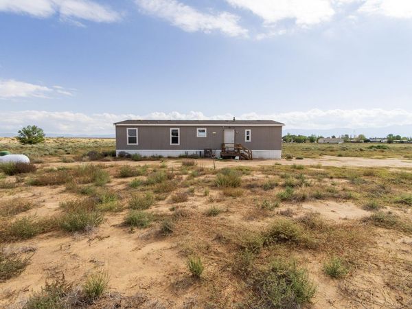 57 Airport Road, Los Lunas, NM 87031
