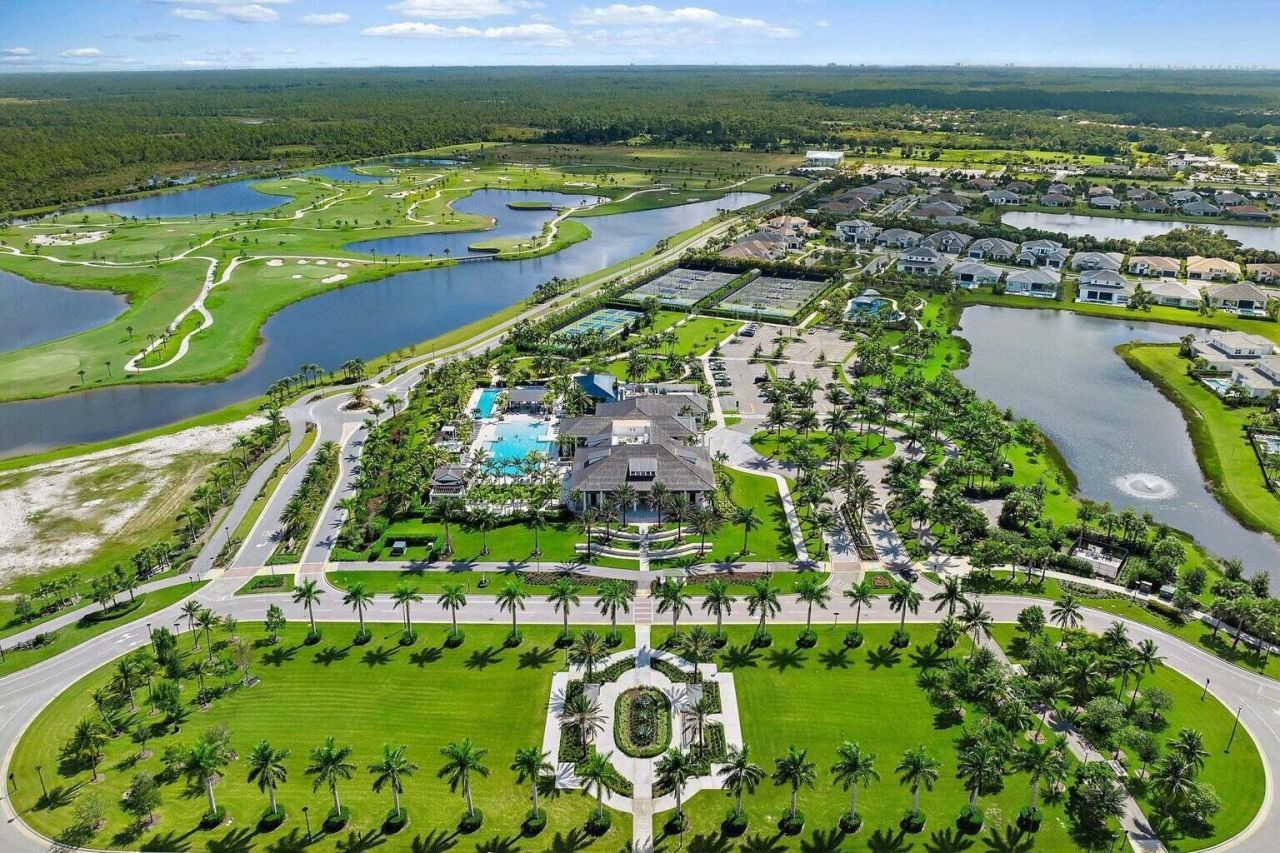 9124 Coral Isles Circle, Palm Beach Gardens, FL 33412 Photo