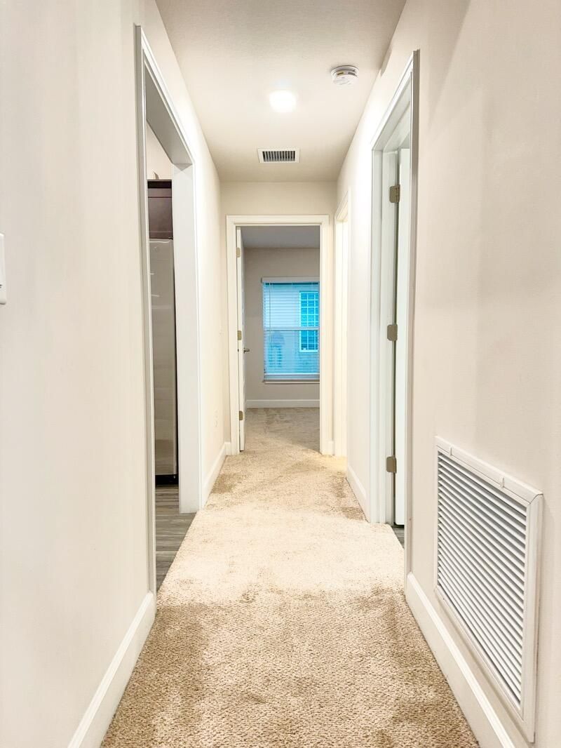 5237 NW Reba Circle, Port Saint Lucie, FL 34986 Photo