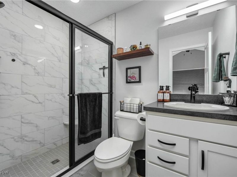 7510 Elton Avenue, Cleveland, OH 44102 Photo 23