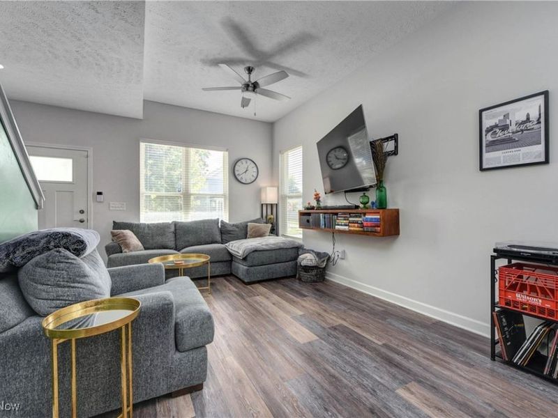 7510 Elton Avenue, Cleveland, OH 44102 Photo 9