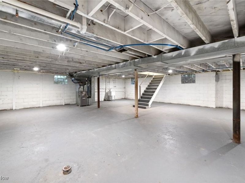 728 Hillside Place SW, Massillon, OH 44647 Photo 11