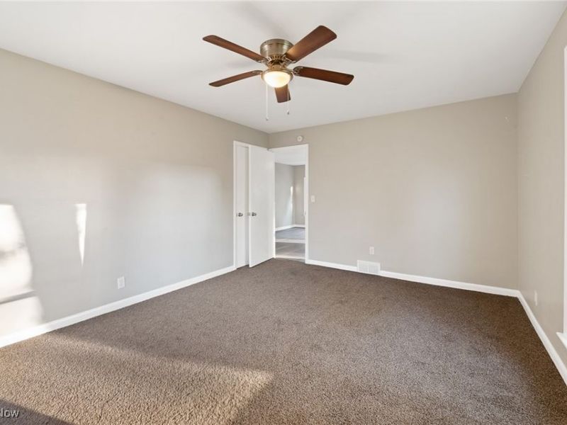 728 Hillside Place SW, Massillon, OH 44647 Photo 8