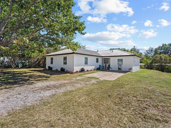 110 E Main, Achille, OK 74720