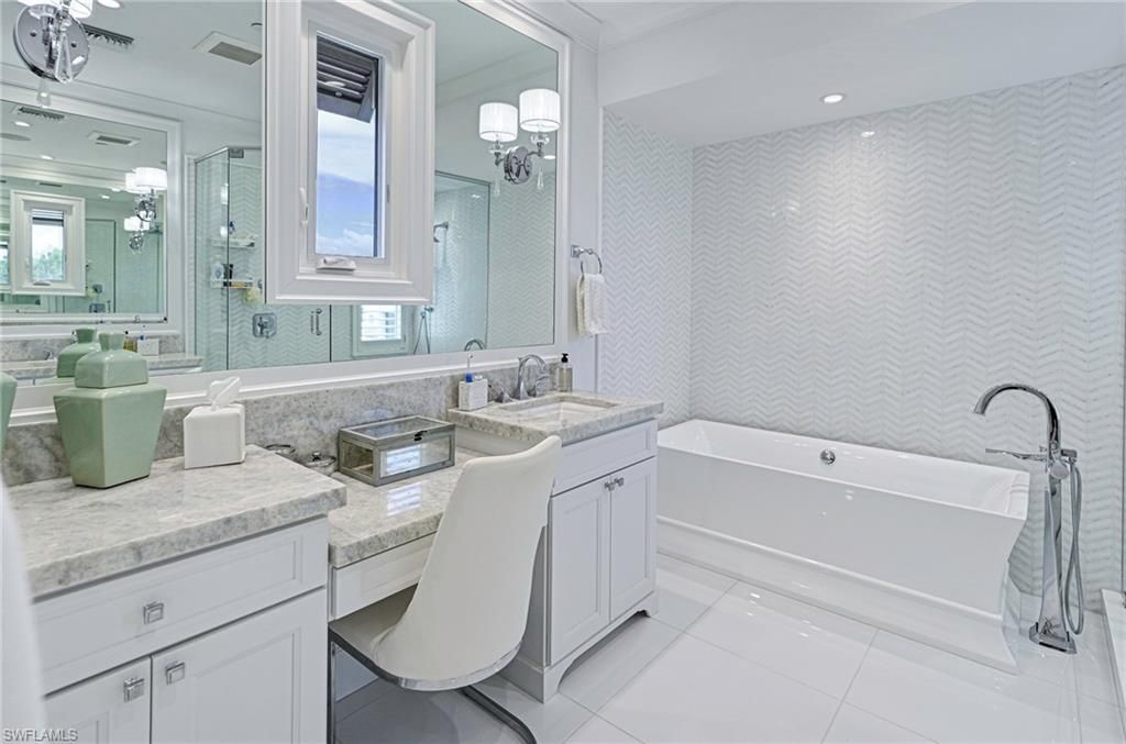 104 Anguilla Ln, Bonita Springs, FL 34134 Photo