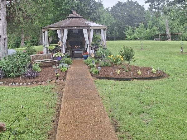 2890 Nance Bend Rd, Clifton, TN 38425