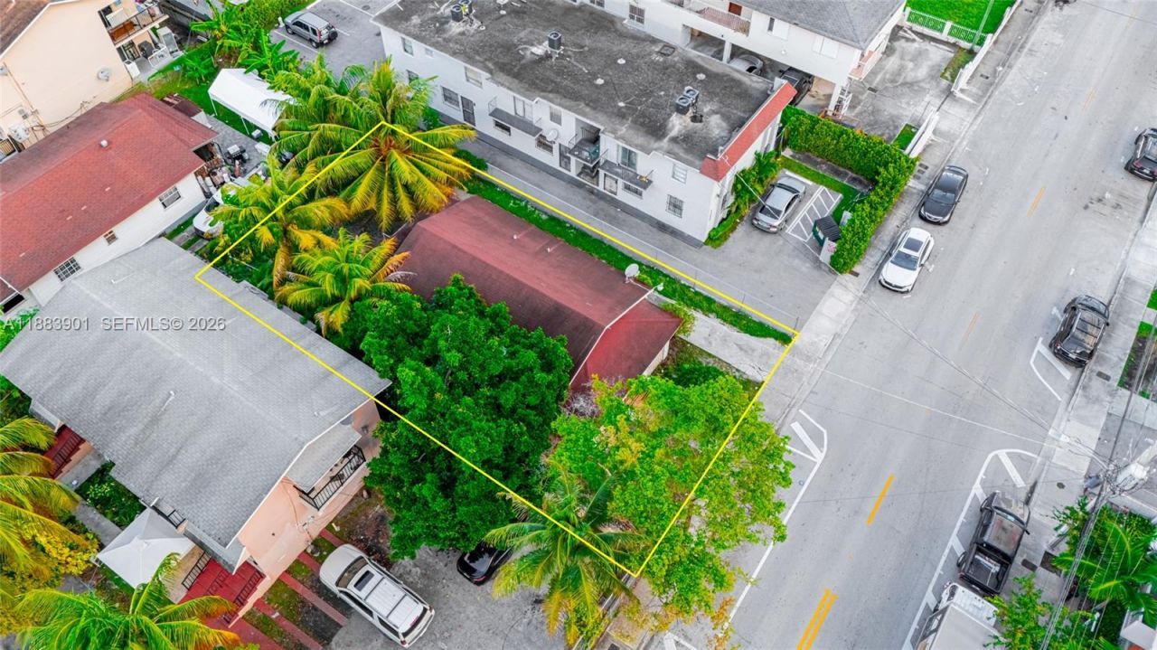 1267 NW 3rd St, Miami, FL 33125 Photo