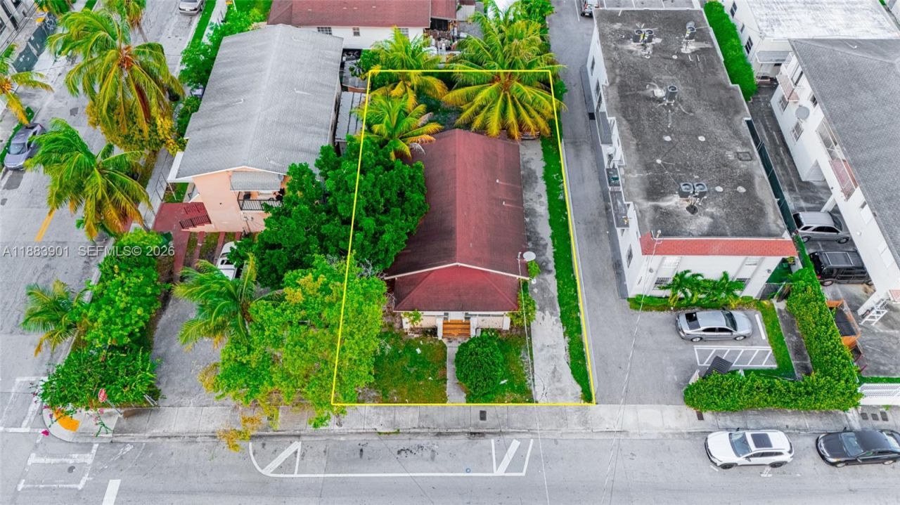 1267 NW 3rd St, Miami, FL 33125 Photo