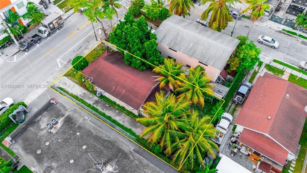 1267 NW 3rd St, Miami, FL 33125 Photo