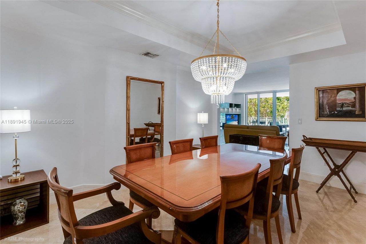 791 Crandon Blvd, Unit 303, Key Biscayne, FL 33149 Photo