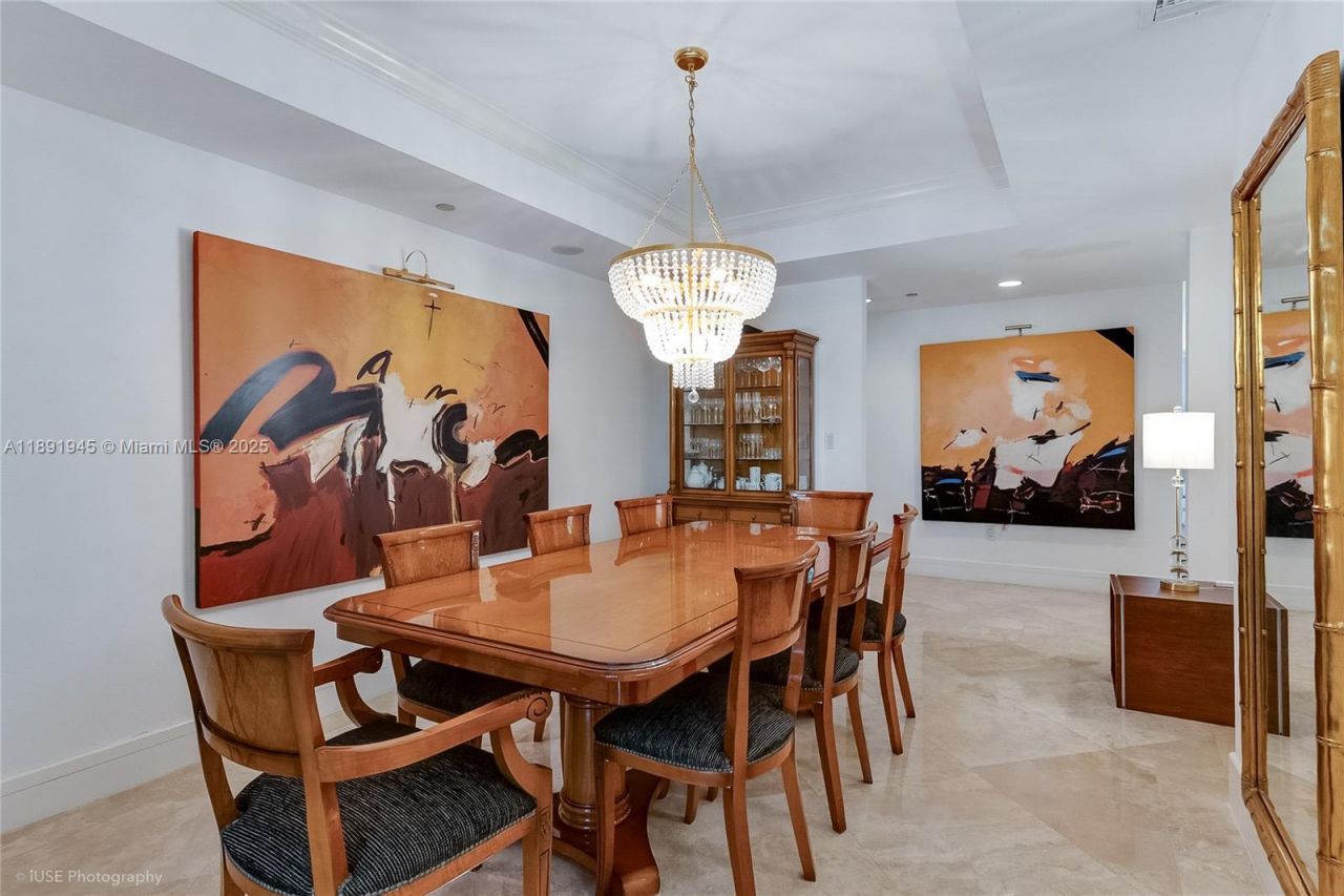 791 Crandon Blvd, Unit 303, Key Biscayne, FL 33149 Photo