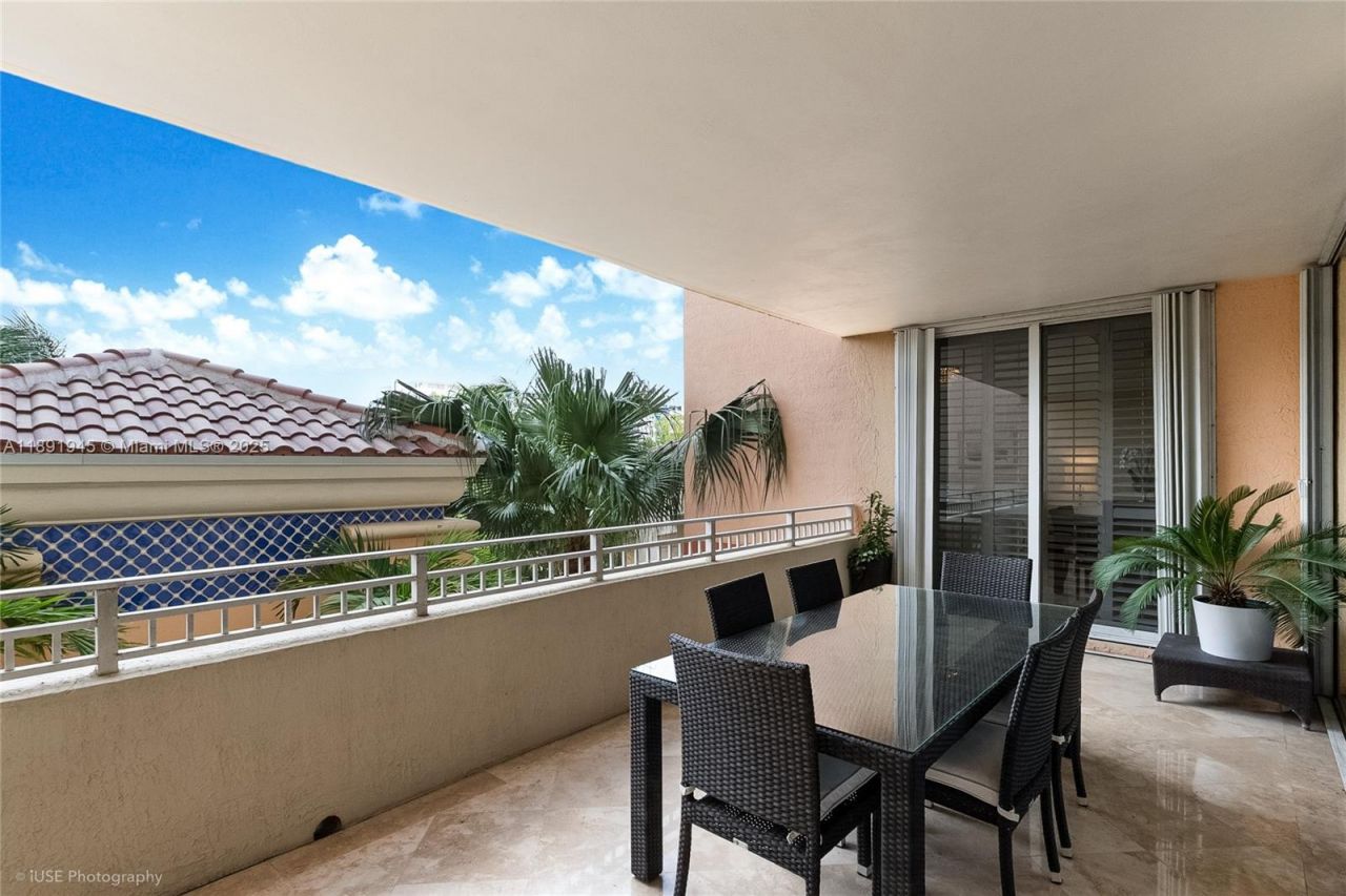 791 Crandon Blvd, Unit 303, Key Biscayne, FL 33149 Photo