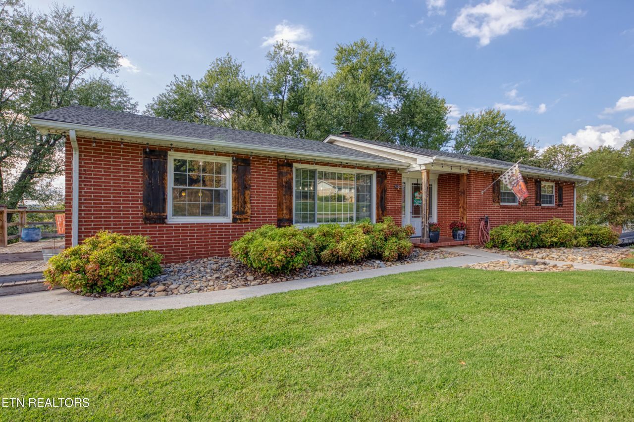 417 Lupine Drive, Knoxville, TN 37924 Main Photo