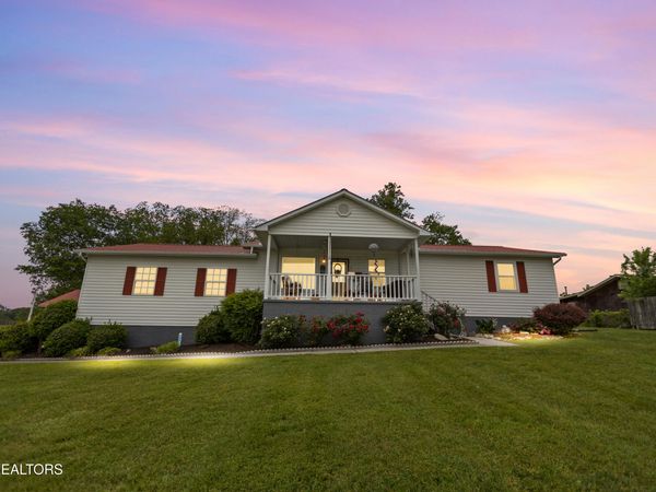 335 SW Brown Drive, Knoxville, TN 37918