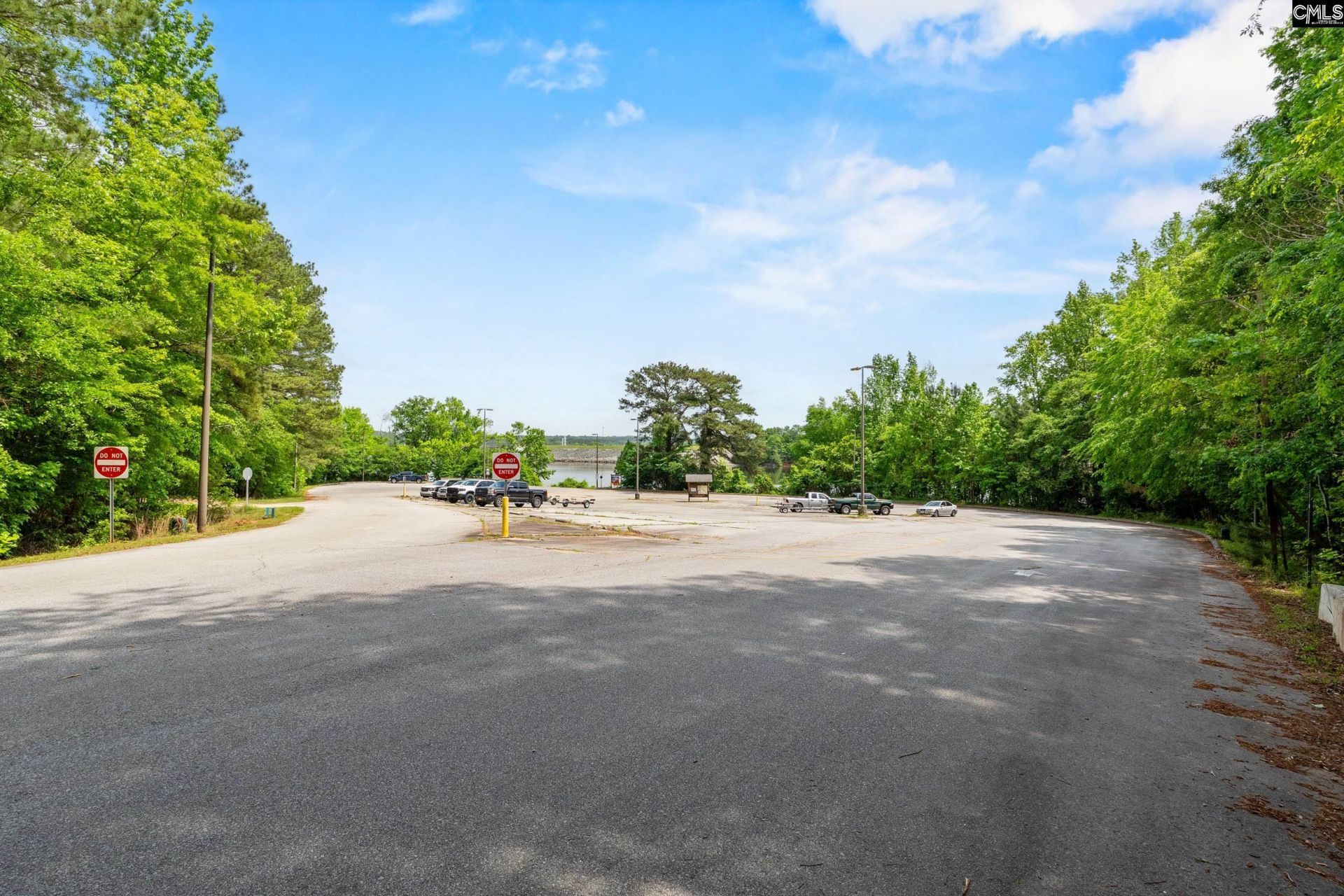 1427-3 Buck Hill Landing Road Photo 10