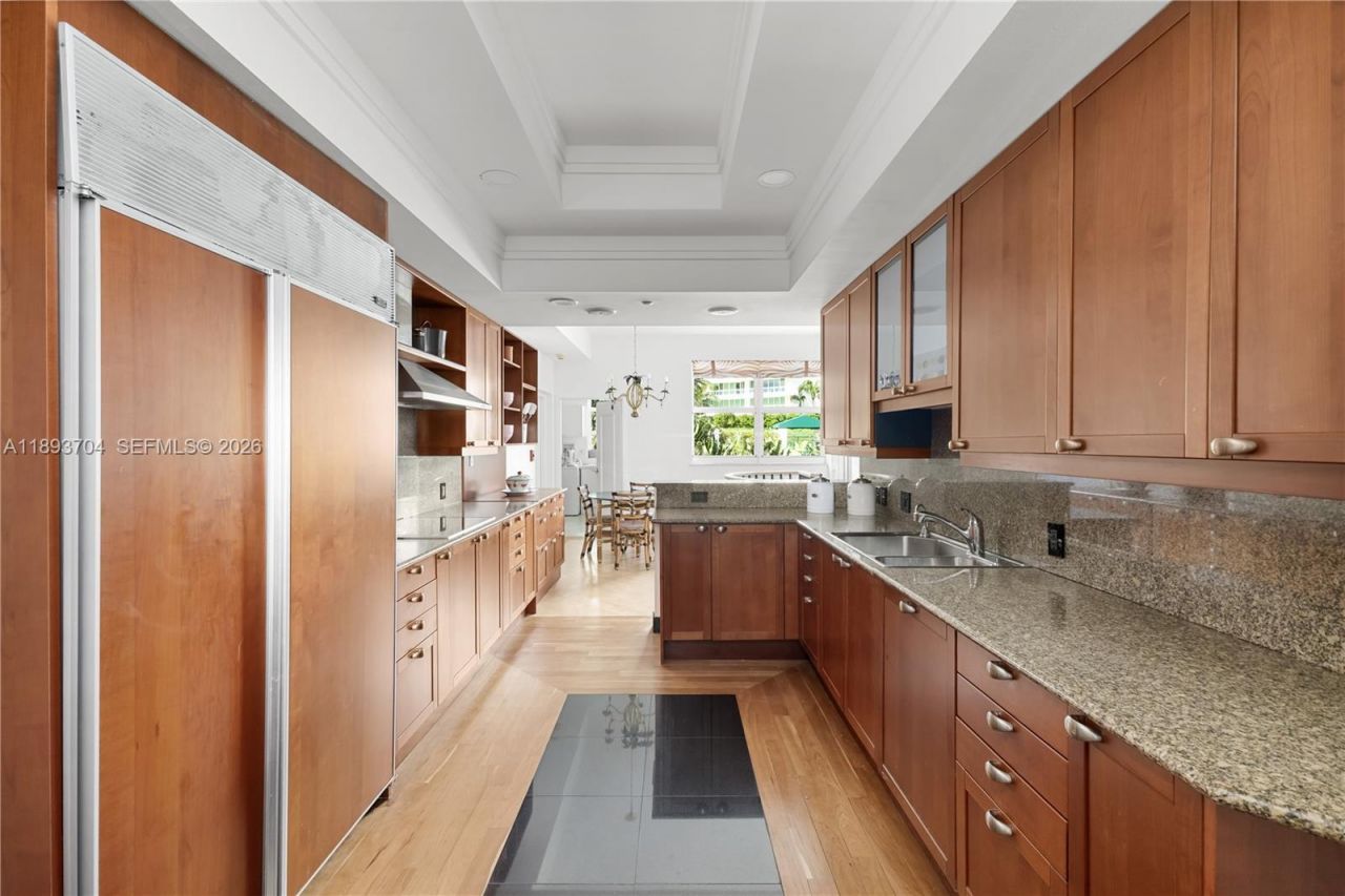 20165 NE 39th Pl, Unit 303 & 204, Aventura, FL 33180 Photo