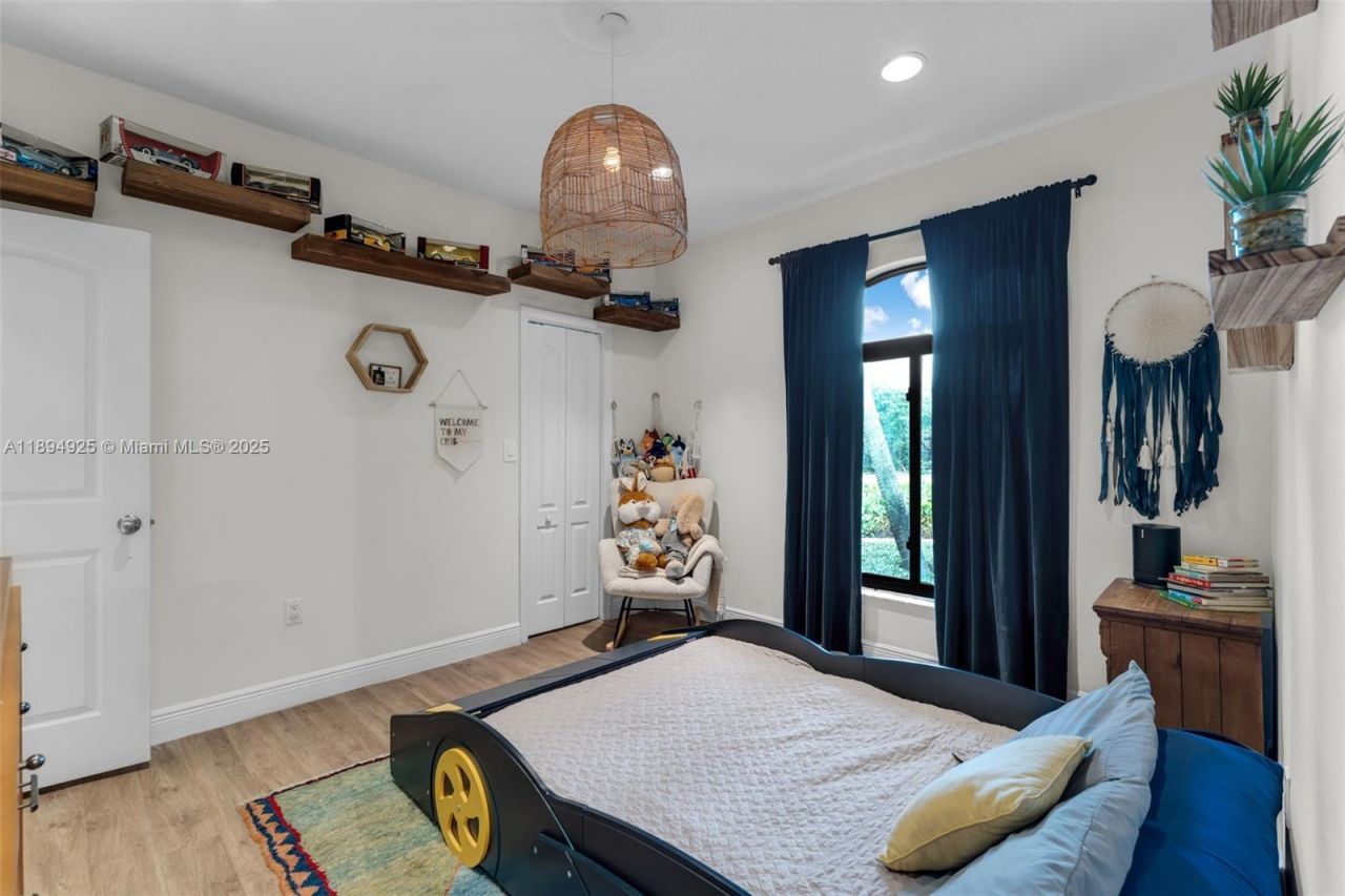 12019 SW 77th Ter, Miami, FL 33183 Photo