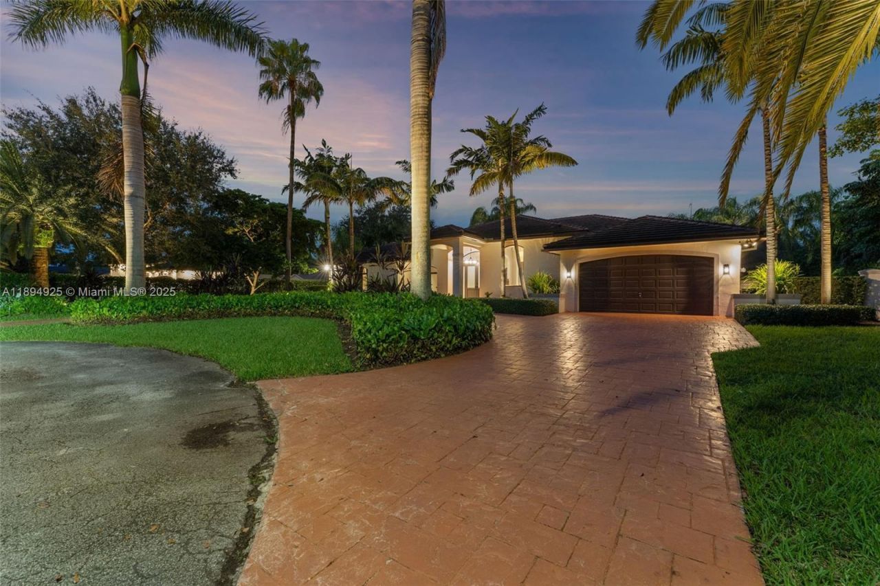 12019 SW 77th Ter, Miami, FL 33183 Photo