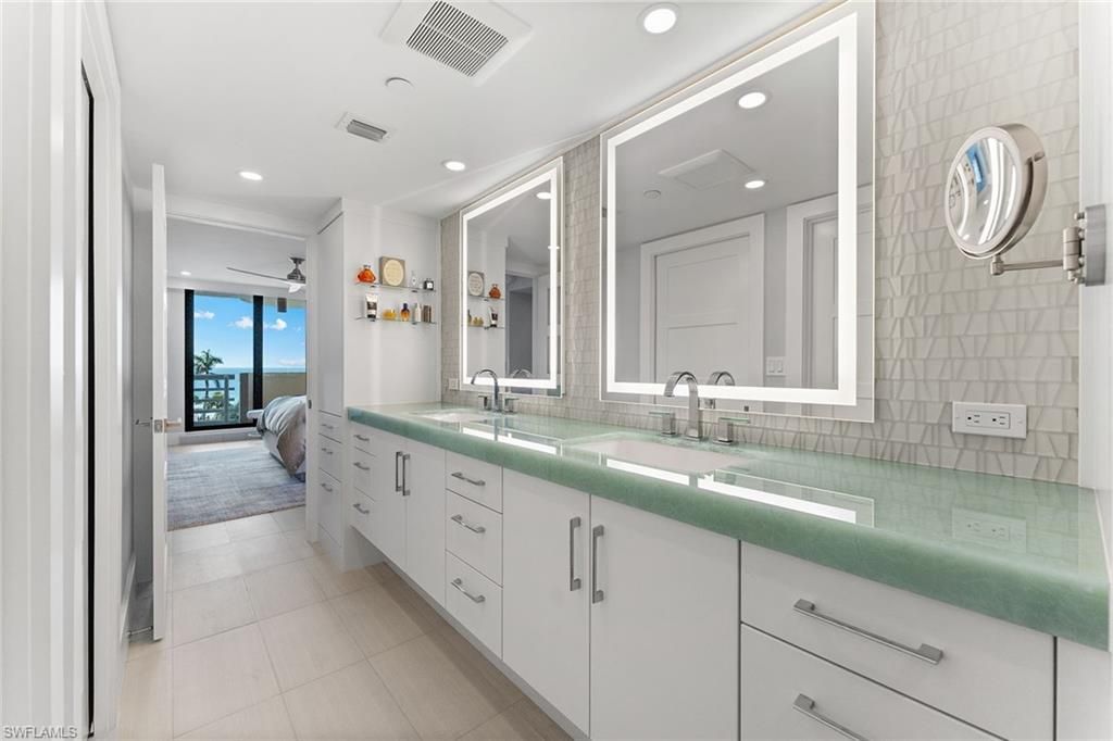 3100 Gulf Shore Blvd N, Unit 504, Naples, FL 34103 Photo