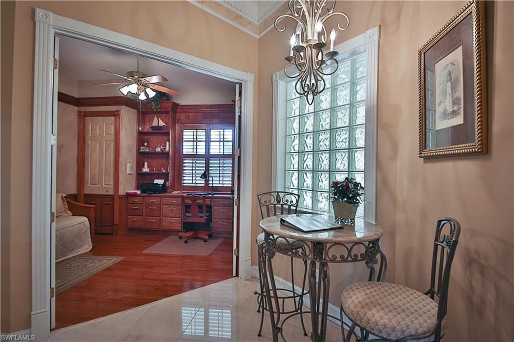 837 Sailaway Ln, Unit 202, Naples, FL 34108 Photo