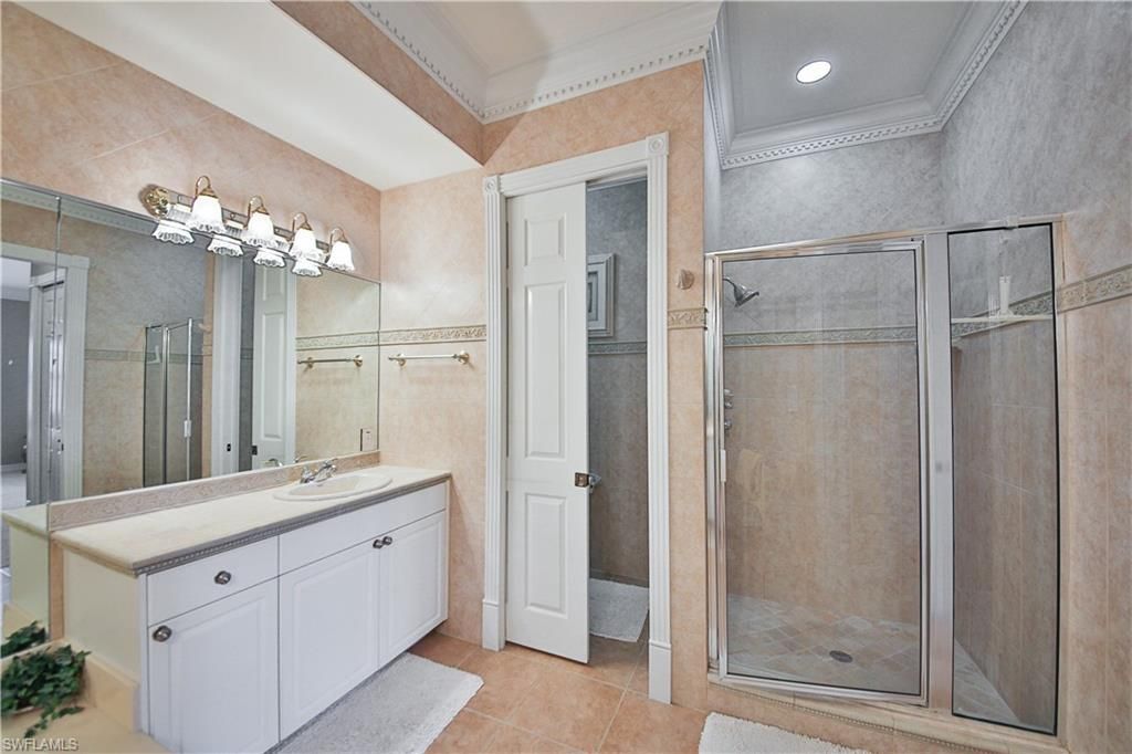 837 Sailaway Ln, Unit 202, Naples, FL 34108 Photo