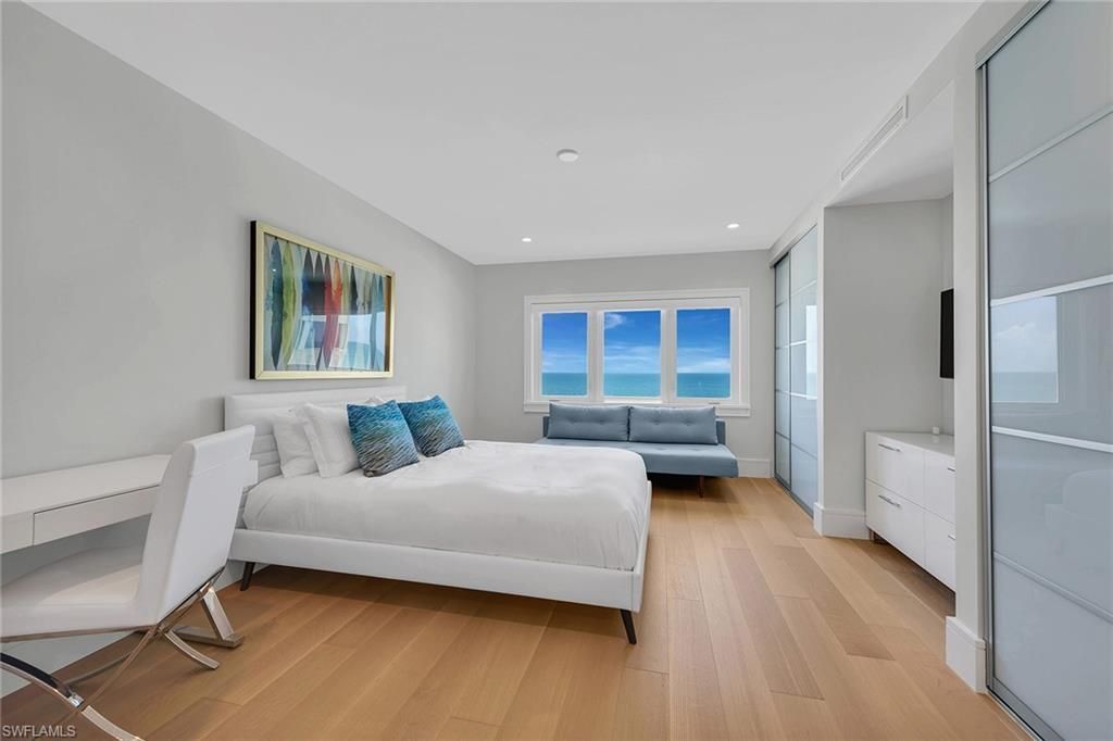 2885 Gulf Shore Blvd N, Unit 702, Naples, FL 34103 Photo