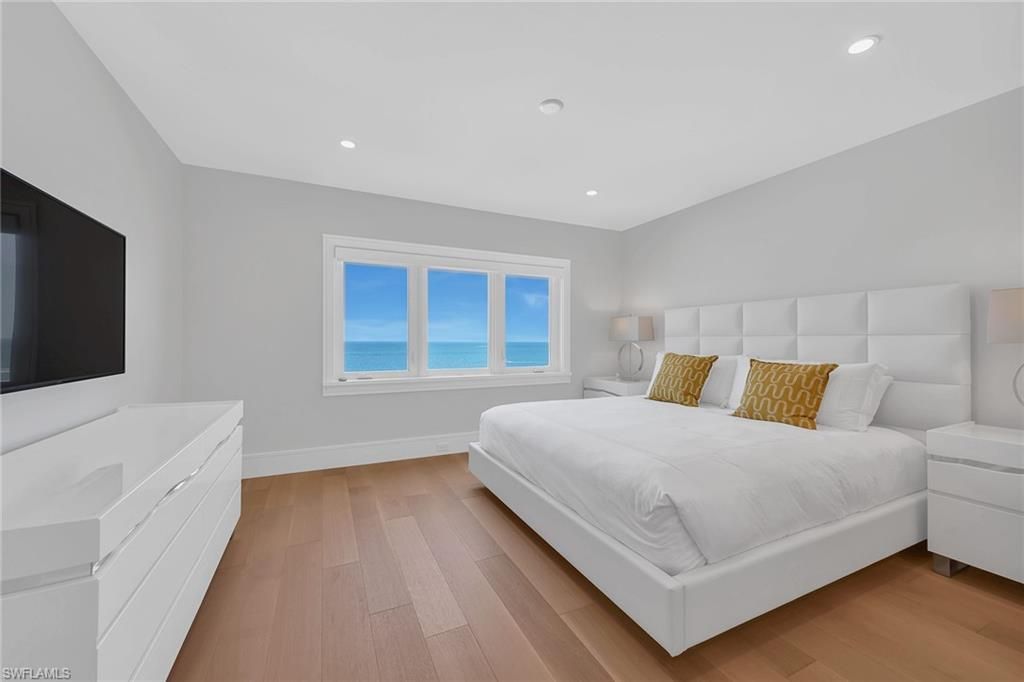 2885 Gulf Shore Blvd N, Unit 702, Naples, FL 34103 Photo