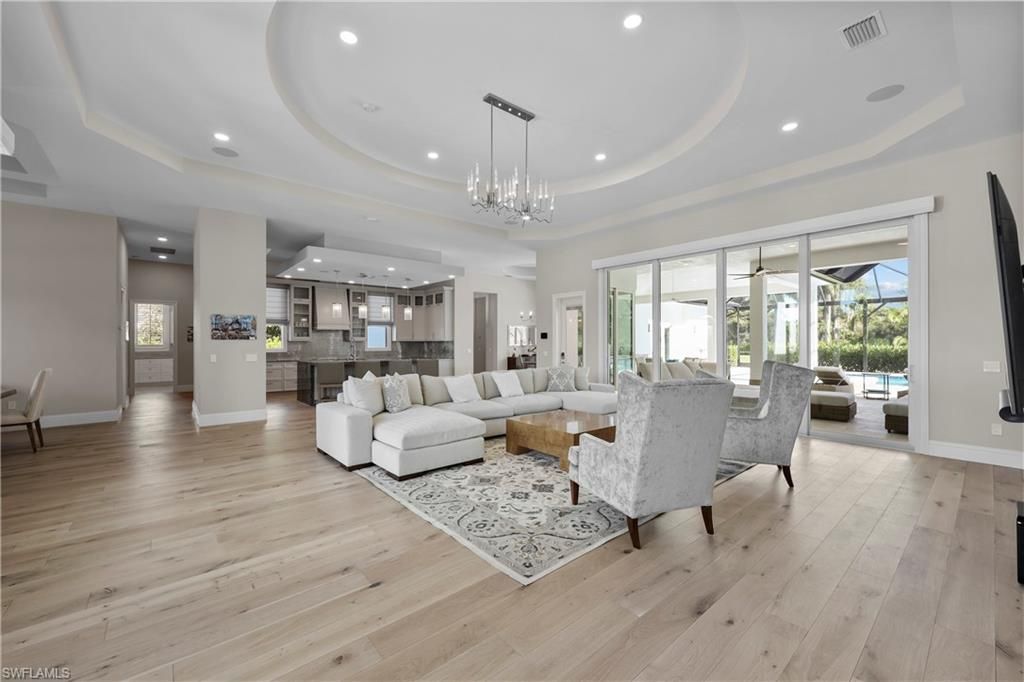590 Carica Rd, Naples, FL 34108 Photo