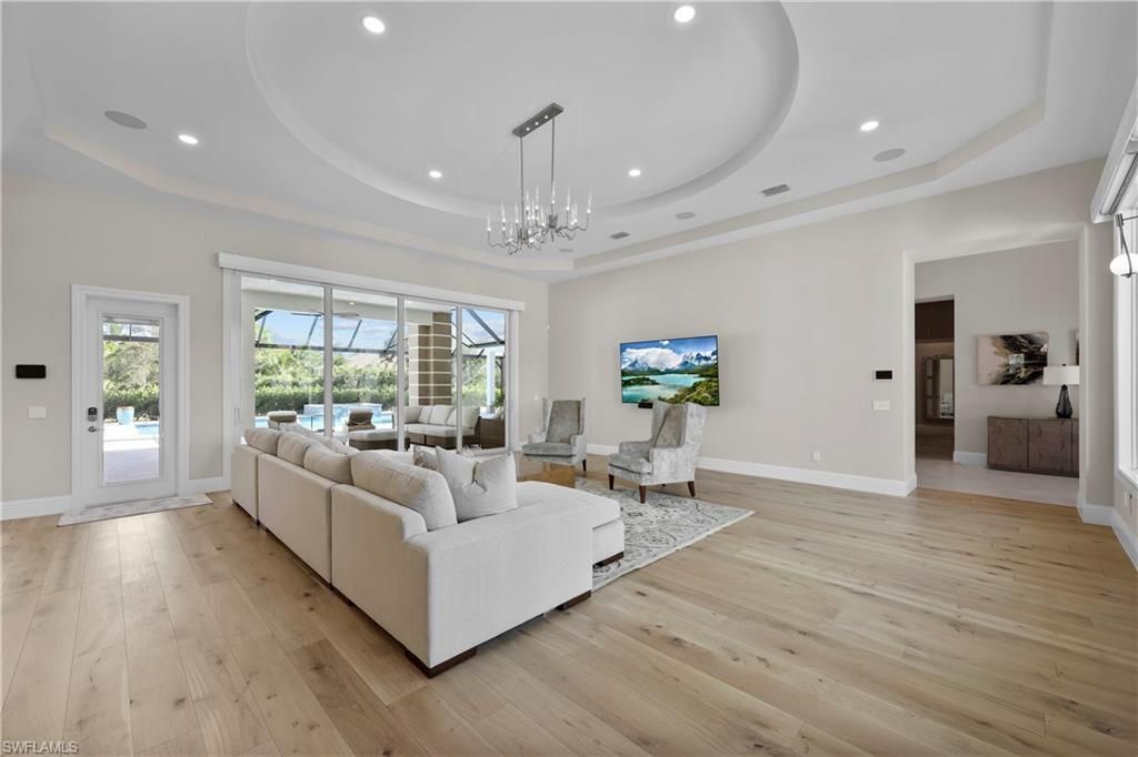 590 Carica Rd, Naples, FL 34108 Photo