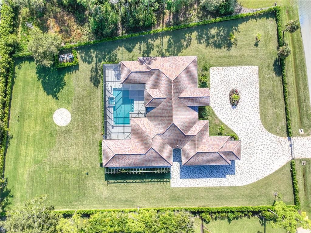 590 Carica Rd, Naples, FL 34108 Photo
