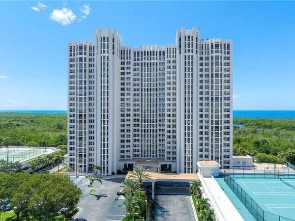 6849 Grenadier BLVD, Unit 1004, NAPLES, FL 34108