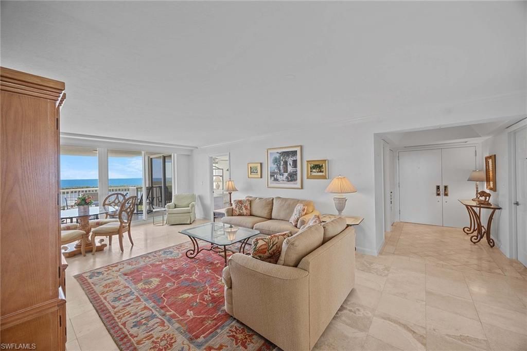 6849 Grenadier Blvd, Unit 1004, Naples, FL 34108 Photo