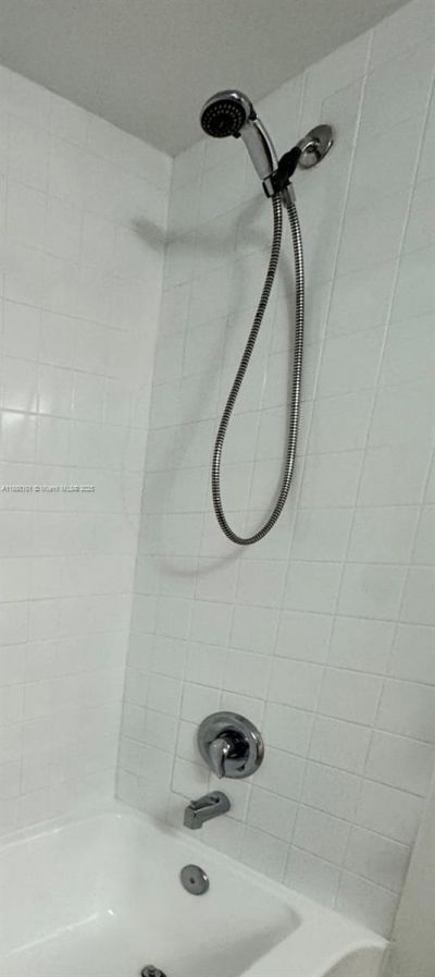 7610 Westwood Dr, Unit 122, Tamarac, FL 33321 Photo