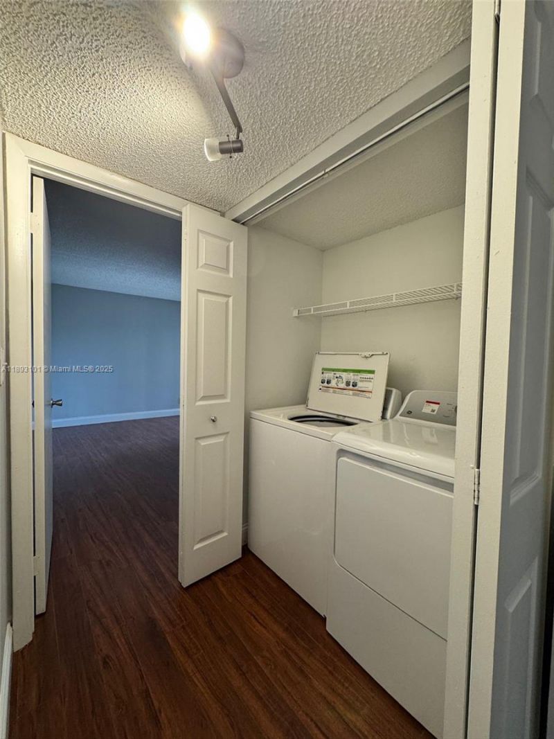 7610 Westwood Dr, Unit 122, Tamarac, FL 33321 Photo