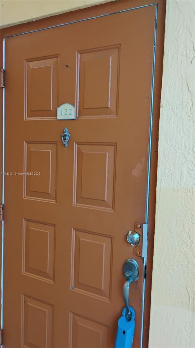 7610 Westwood Dr, Unit 122, Tamarac, FL 33321 Photo