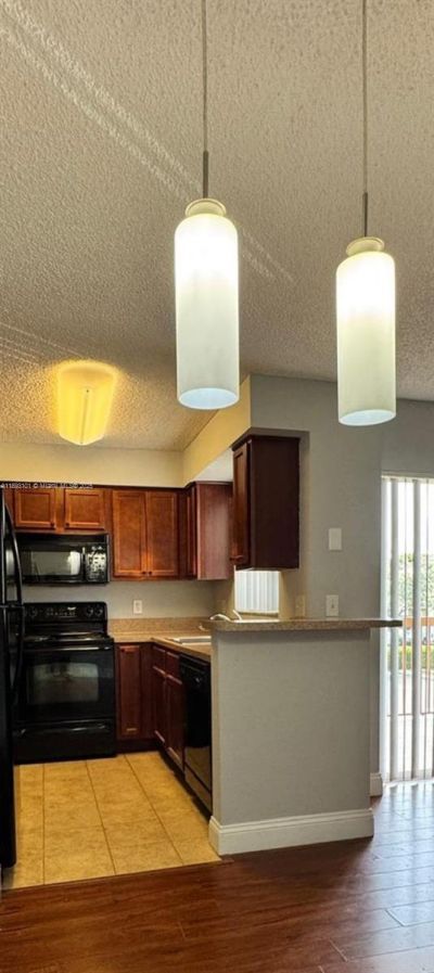 7610 Westwood Dr, Unit 122, Tamarac, FL 33321 Photo