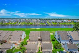 4018 Fairway Lakes Dr. photo 4