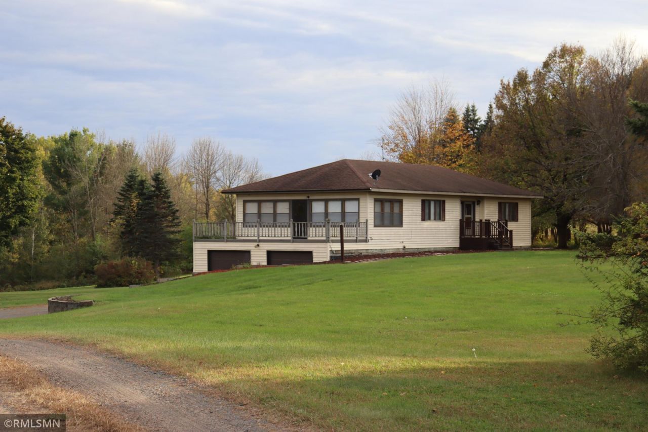 528 Old Trail Road, Hinckley, MN 55037 Main Photo