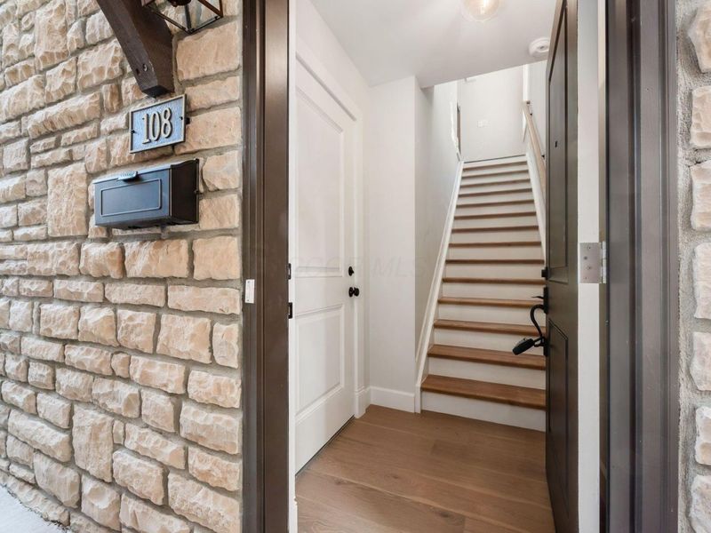 2015 W 5th Avenue , Unit 108, Marble Cliff, OH 43212 Photo 5