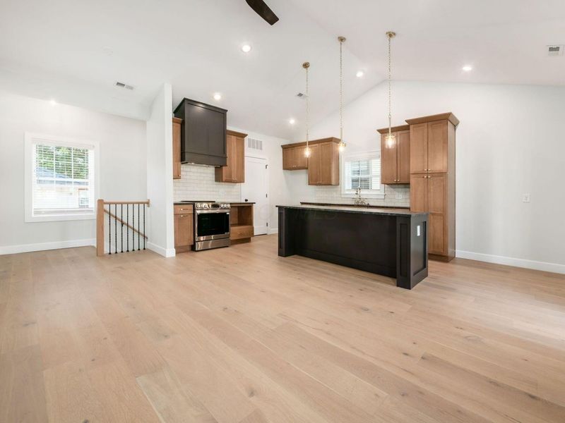 2015 W 5th Avenue , Unit 108, Marble Cliff, OH 43212 Photo 9