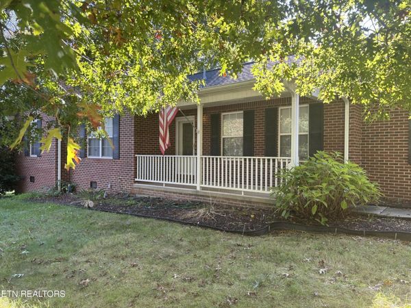 530 Pine Creek Rd, Oneida, TN 37841