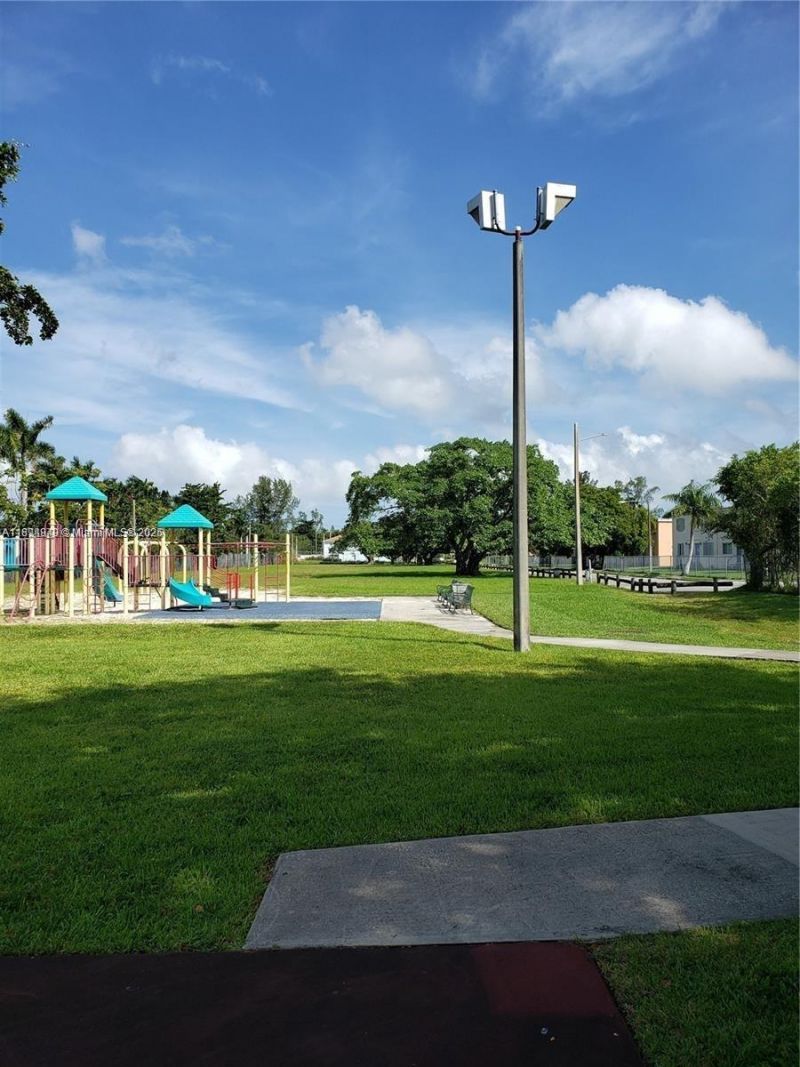 224 NW 85th St Rd, Unit 224, Miami, FL 33150 Photo