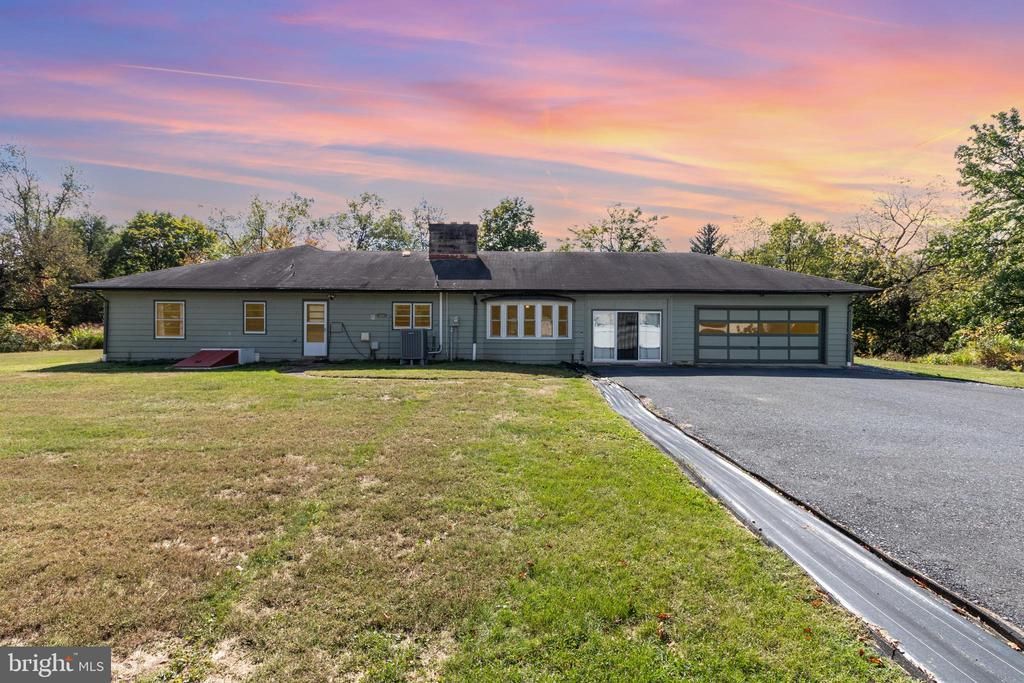 4100 GREENWOOD BOULEVARD, HARRISBURG, PA 17109