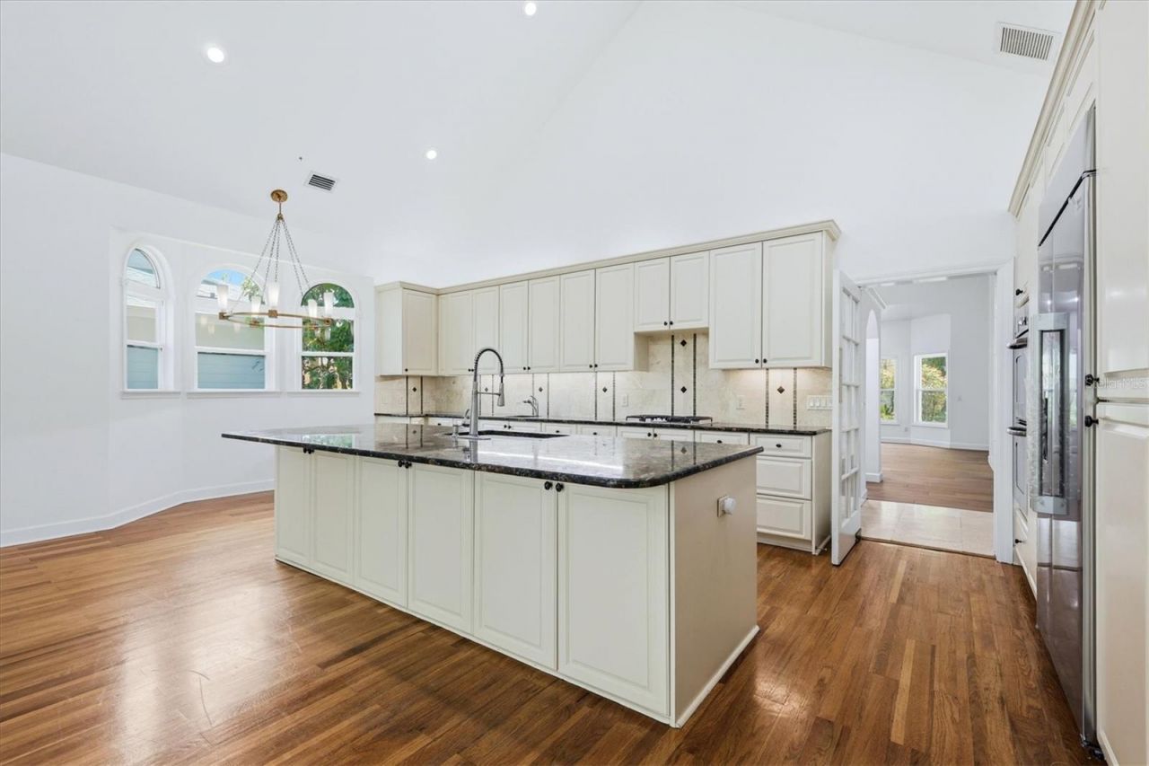 1351 Dixie Lee Lane, Sarasota, FL 34231 Photo