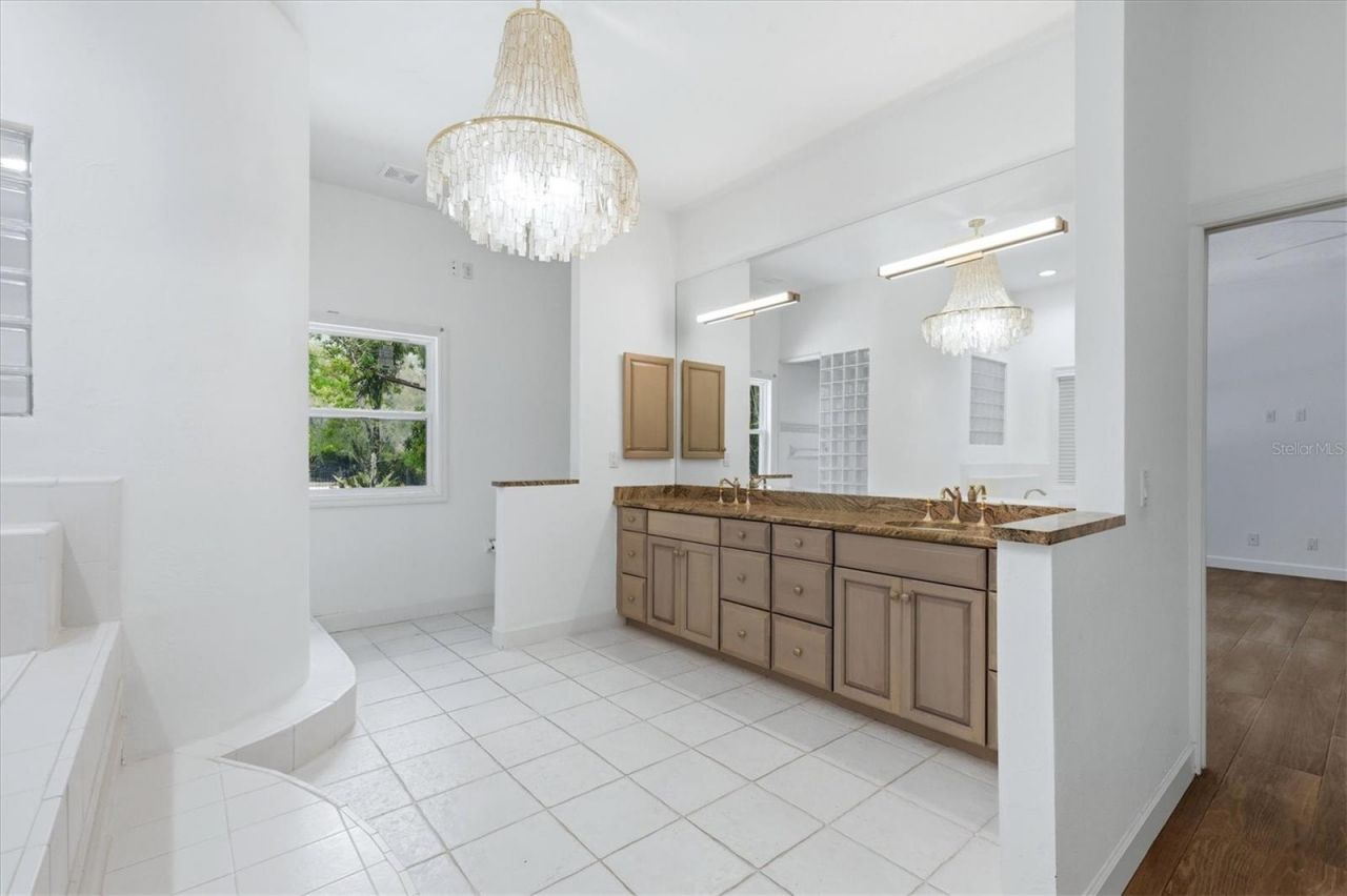 1351 Dixie Lee Lane, Sarasota, FL 34231 Photo