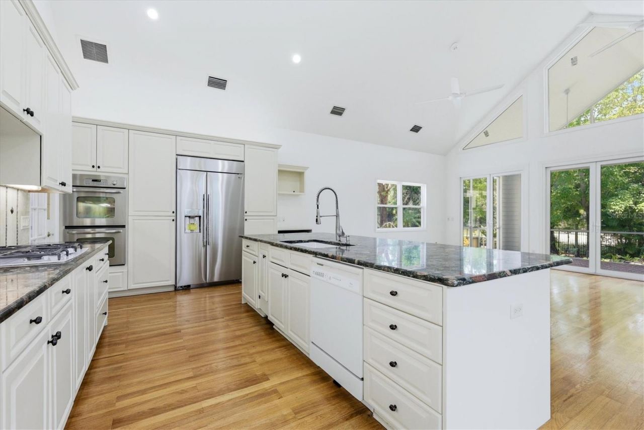 1351 Dixie Lee Lane, Sarasota, FL 34231 Photo