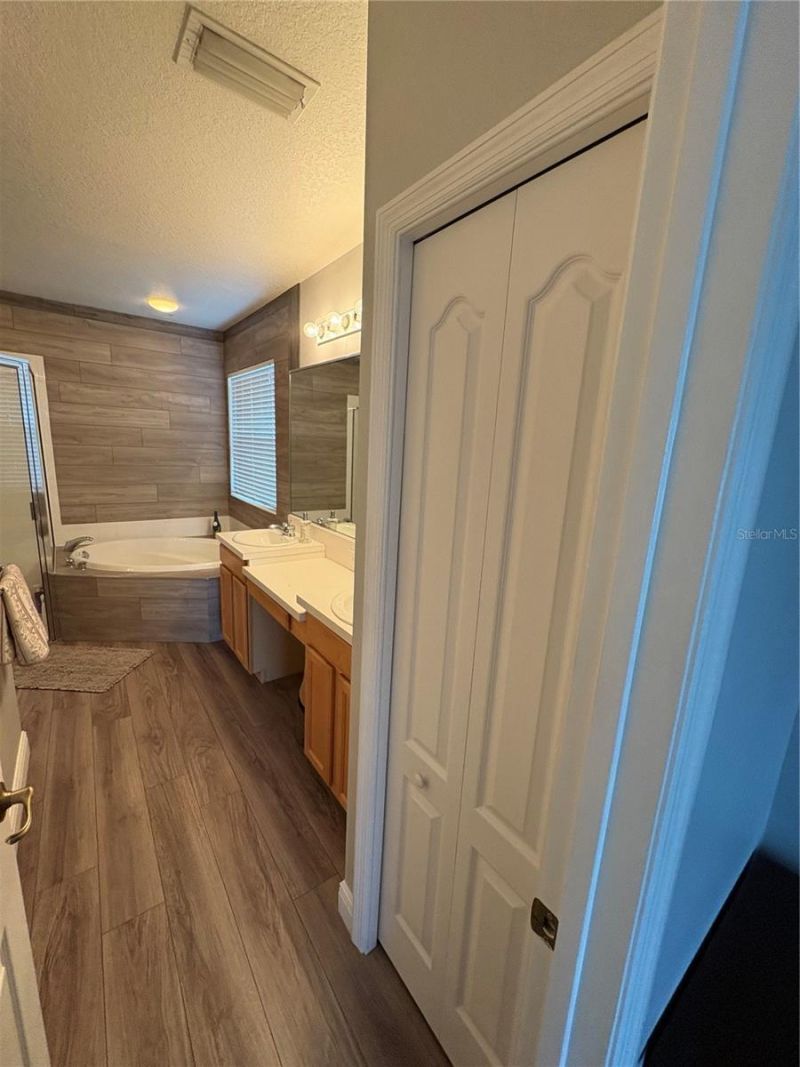 6346 Bobby Jones Court, Palmetto, FL 34221 Photo