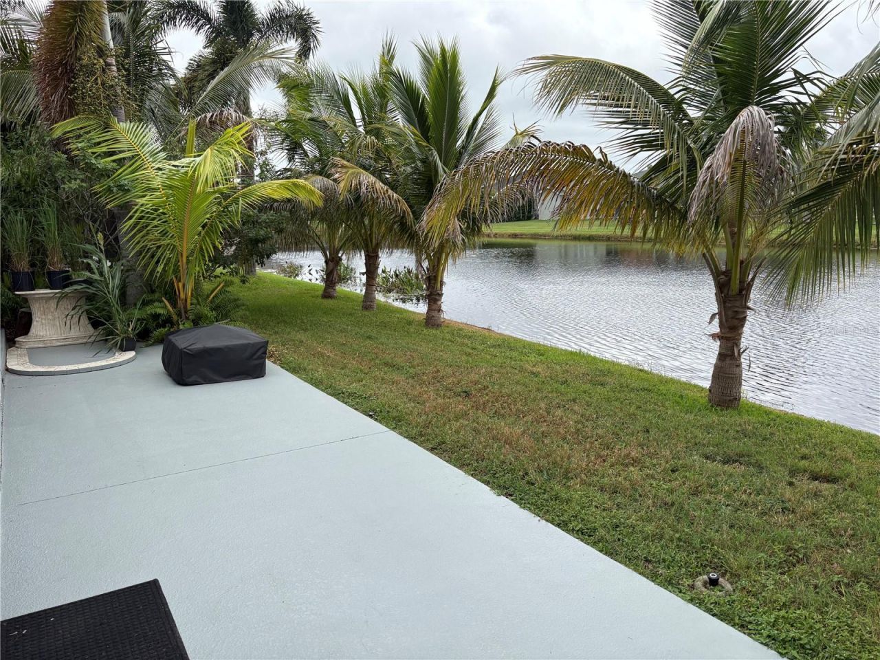 6346 Bobby Jones Court, Palmetto, FL 34221 Photo