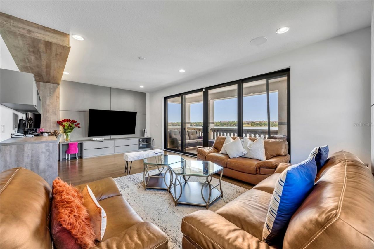 7613 Toscana Boulevard, Orlando, FL 32819 Photo