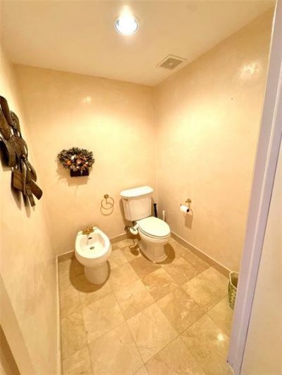 19111 Collins Av, Unit 2807, Sunny Isles Beach, FL 33160 Photo